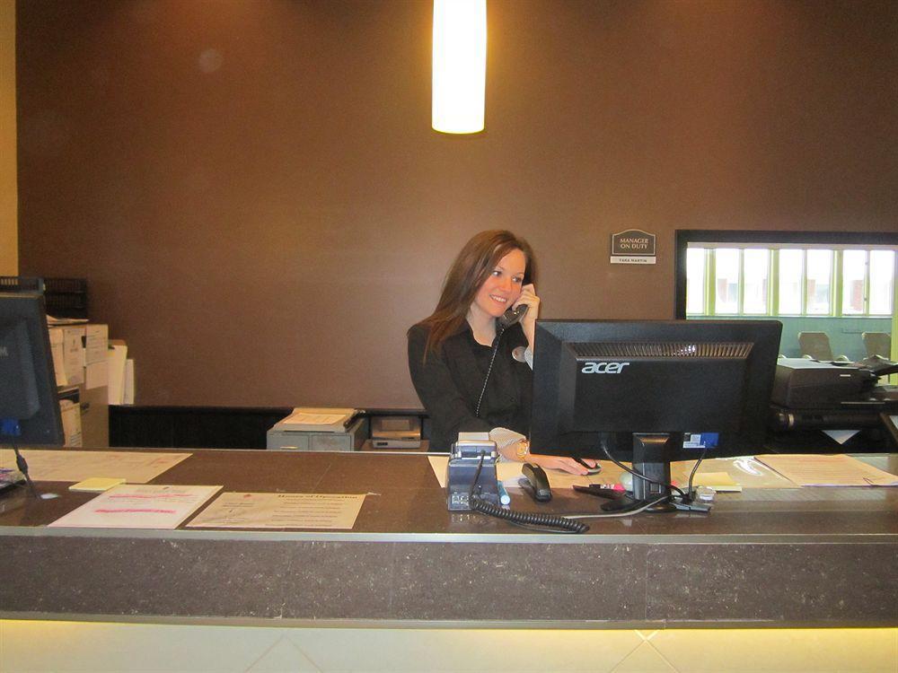 Red Pine Inn & Conference Centre Alliston Ngoại thất bức ảnh