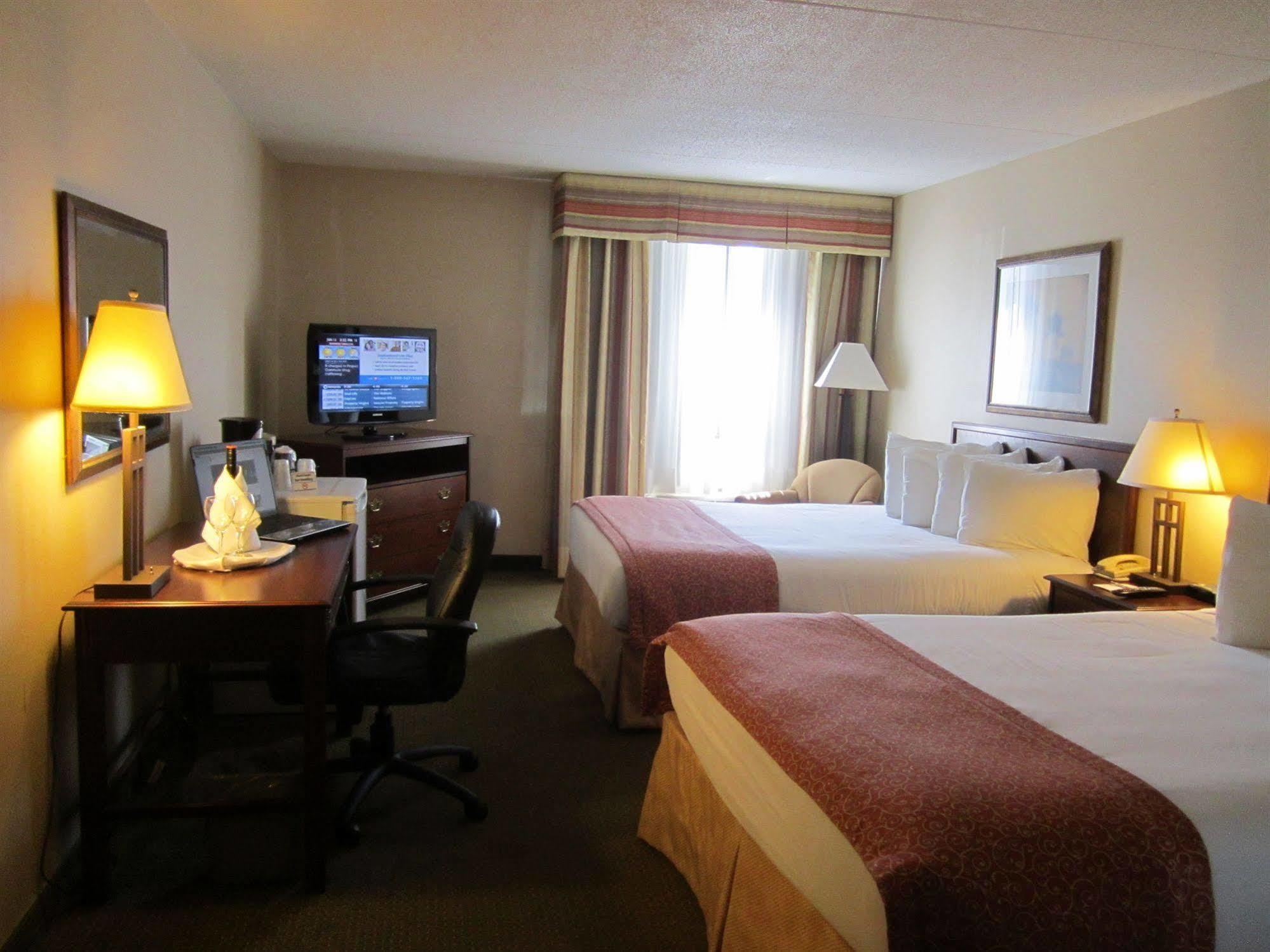Red Pine Inn & Conference Centre Alliston Ngoại thất bức ảnh