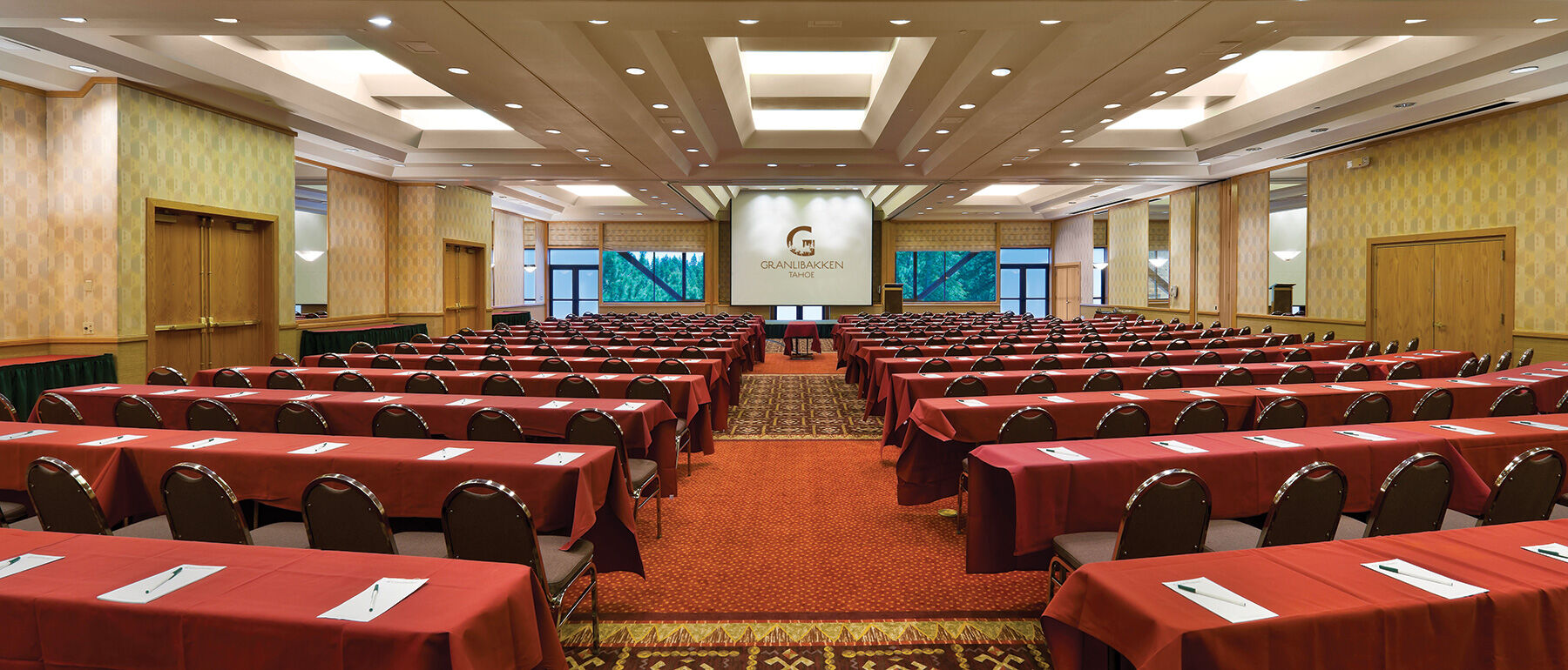 Red Pine Inn & Conference Centre Alliston Ngoại thất bức ảnh